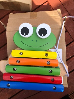 Brandneues Legler Frosch Xylophon aus Holz - zum Mitziehen