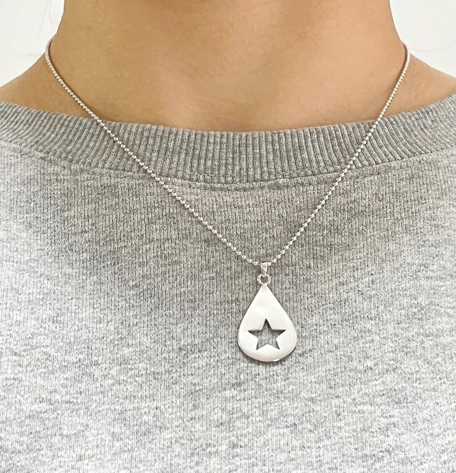 Conan grau silber Edelstahl Fund Himmelsstern Anhänger und Kugelkette Geschenk