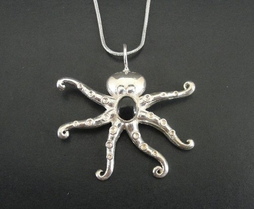 Necklace Silver Octopus with Black Onyx Stone Sterling Silver 925 Chain Pendant - Picture 4 of 4
