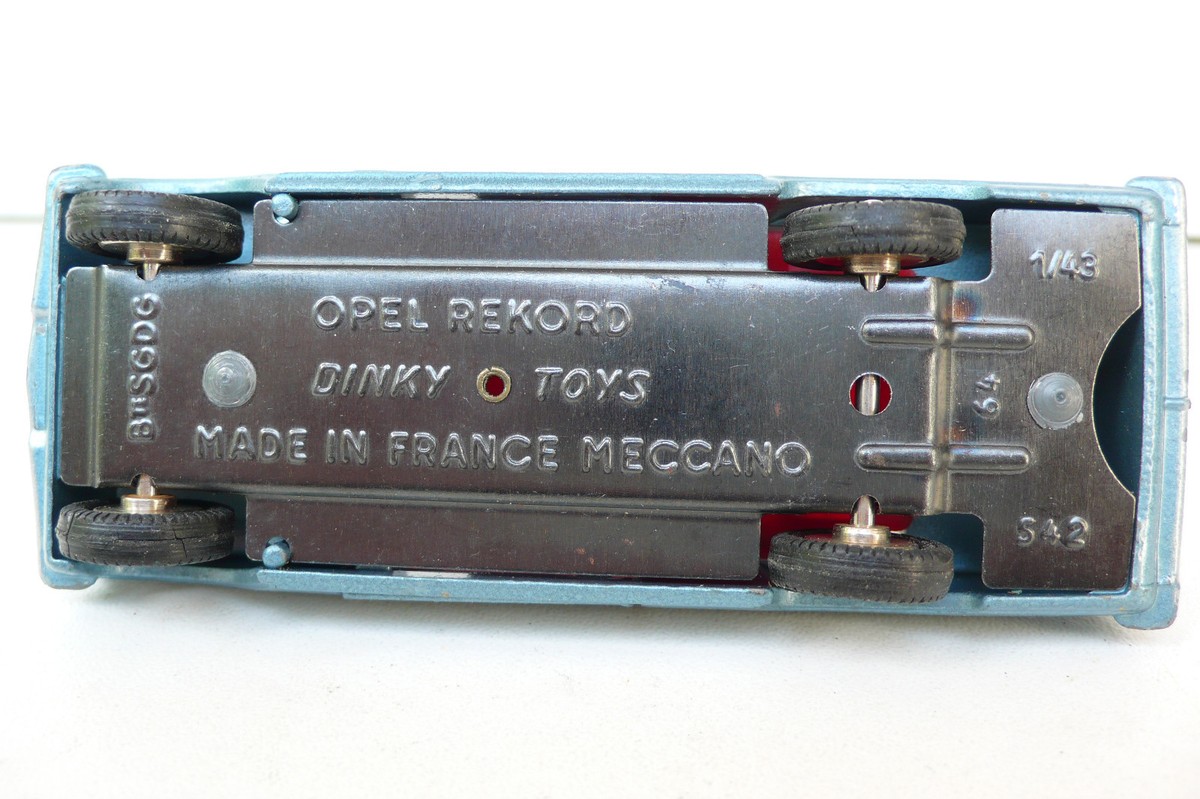 Dinky Toys boîte repro 542 opel rekord