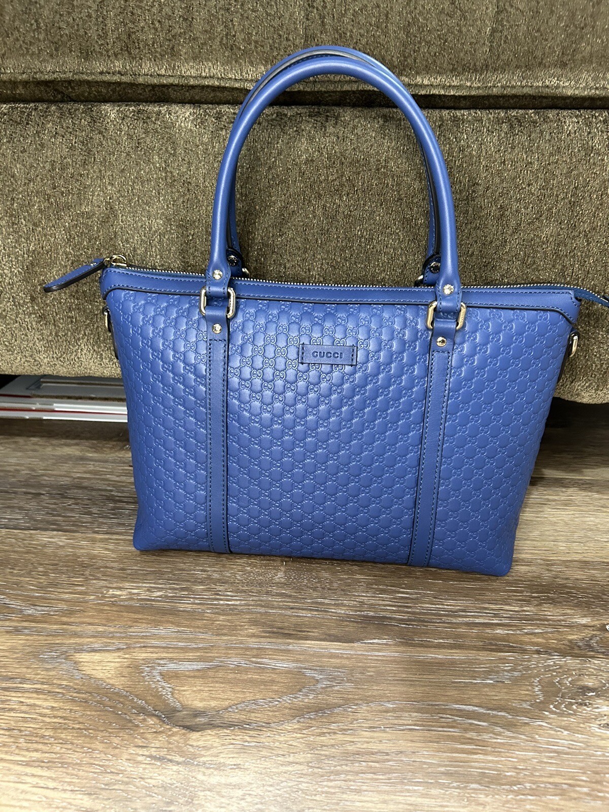 gucci navy blue handbag