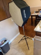 godox light stand/umbrella