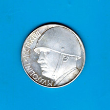 MEDAGLIA STORICA IL DUCE "MEGLIO VIVERE" PLACCATA ARGENTO, ND (CA 1970-80)