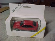 OPEL KADETT E GSi 1987 RED 1:43 GAMA 1196