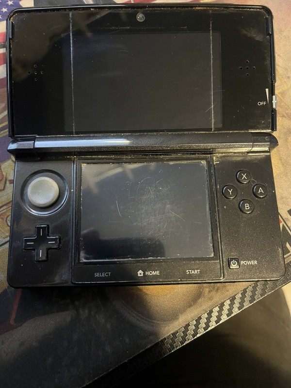 Nintendo 3DS 2GB Handheld System - Black