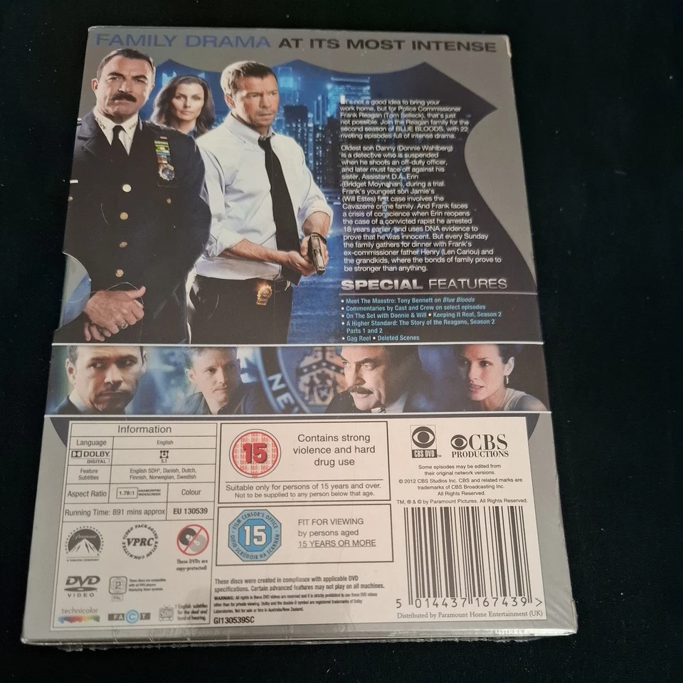 Blue Bloods - Series 2 - Complete (DVD, 2012) - Tom Selleck - New & Sealed  - Image 2 of 2