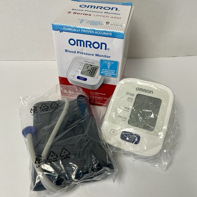 #ad Omron 3 Series Digital Blood Pressure Monitor New Batteries Tested Works Great $18.99