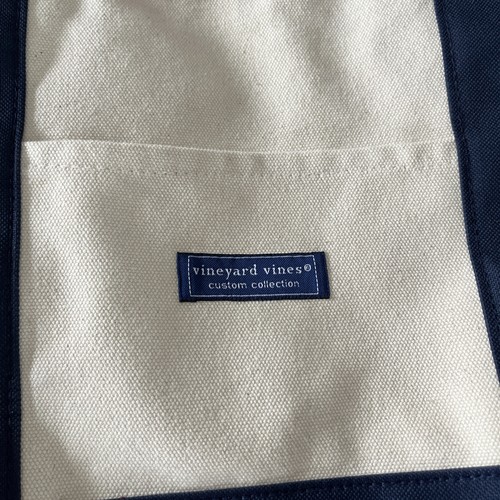 Vineyard Vines Classic Tote Bag Pink With Hand Holding Torch Canvas Zip Close - Picture 2 of 9