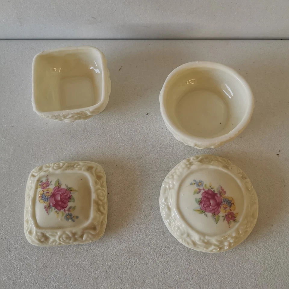 Lot 2 Anciennes Bonbonnières / Pilulier En Porcelaine - Photo 4/4