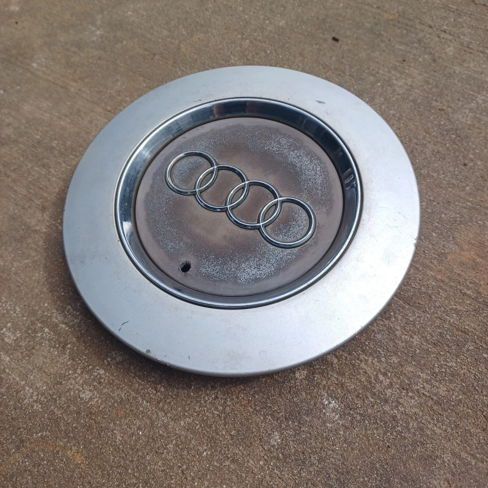 Tapa central OEM AUDI A6, 2003 - 2004, P/N 4B0 601 165 N 03 Foto 2 de 3