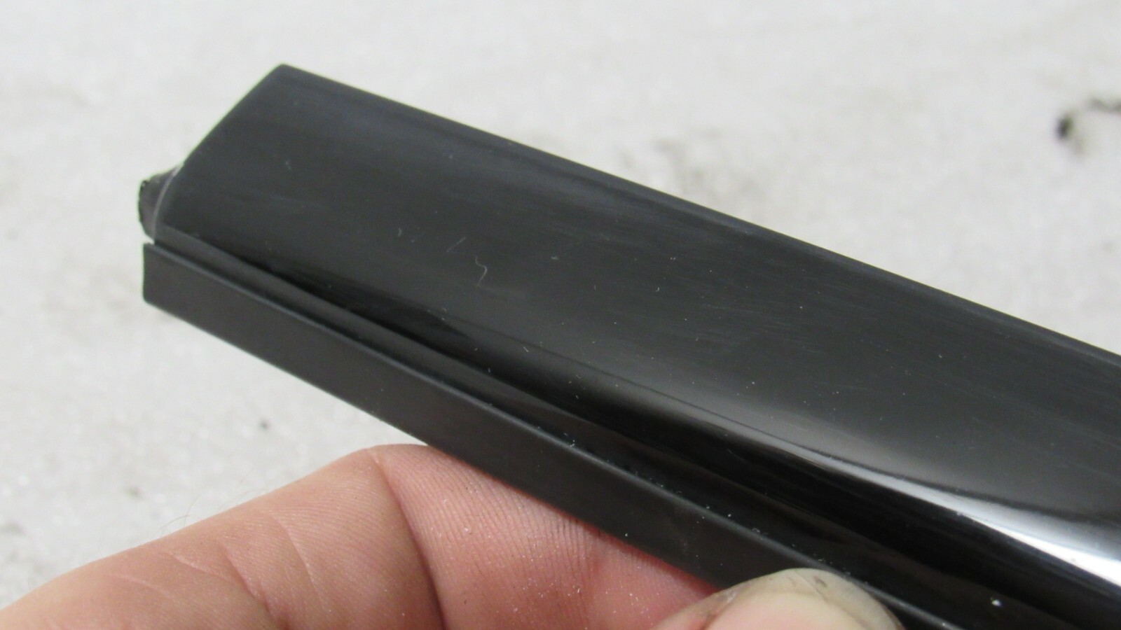 20112018 BMW F06 F12 F13 M6 650i 640i Front Left Door Weather Molding