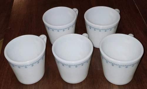 Set of 5 Pyrex Vintage Milk Glass Coffee Cups No. 1410 White & Snowflake Pattern