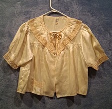 Antique 1940s Ivory Satin Bed Jacket Lace Edge Point Collar Puff Sleeve Tie