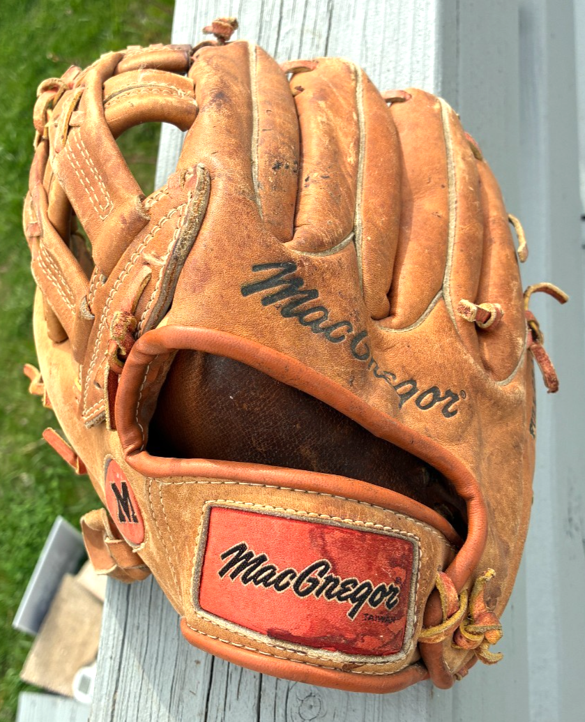 Vintage MacGregor G11T Joe Morgan 11