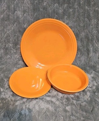 Fiestaware Tangerine Orange 3pc Place Setting Homer Laughlin Ceramic   EUC