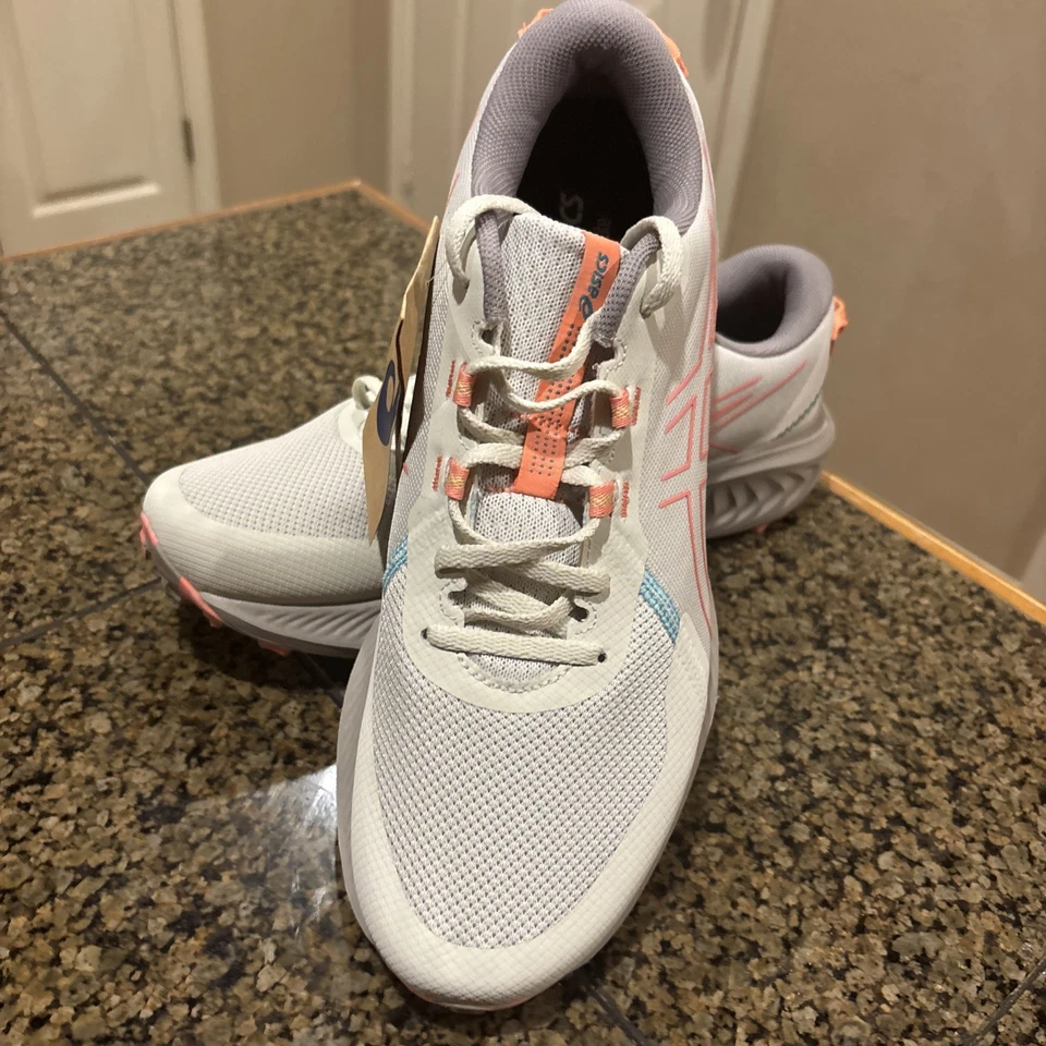 Zapato para correr Asics Gel-Excite Trail 2 para mujer talla 12 colorido Foto 2 de 4