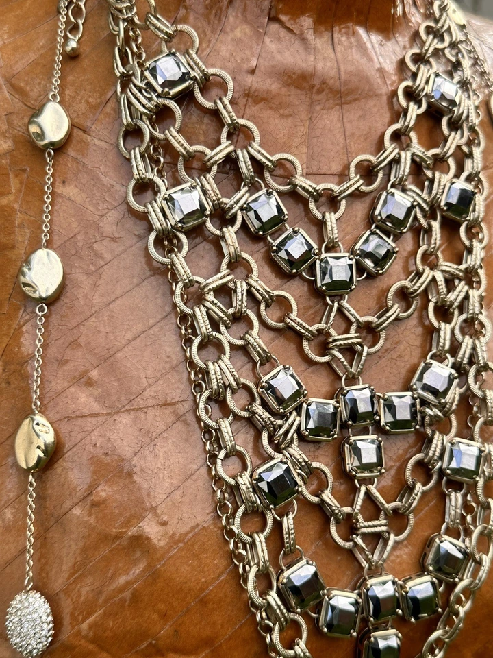 Chico  Lot of 3 Goldstone Layering Chain Necklaces  1 Belt 4 Pairs of Earrings - Image 4 of 4