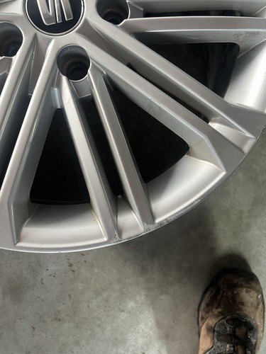Cerchio Seat Leon Originale 17” - Imagen 4 de 6