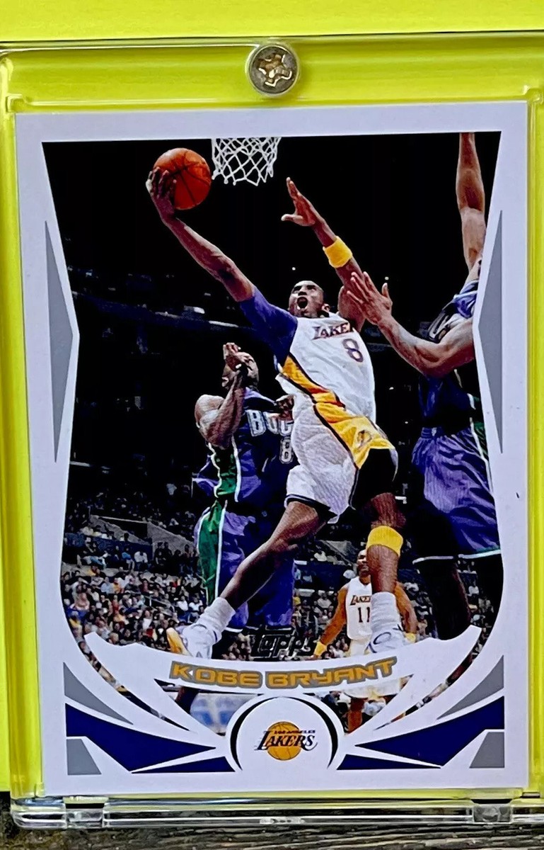 KOBE BRYANT CARD - TOPPS CHROME / SILVER FOIL WHITE Border SP
