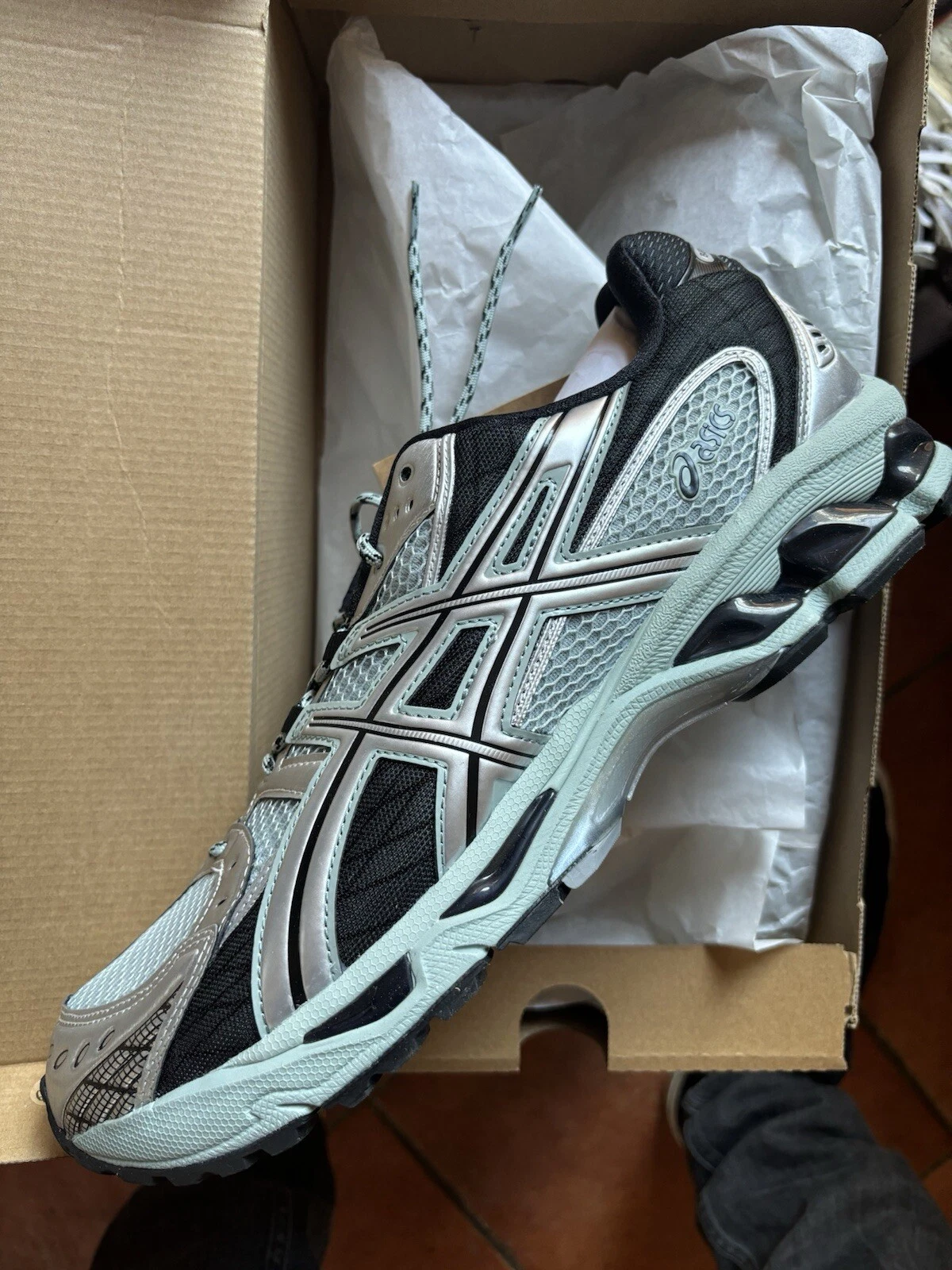 Taglia 13 ASICS Gel Nimbus 10.1 Ocean Haze argento puro