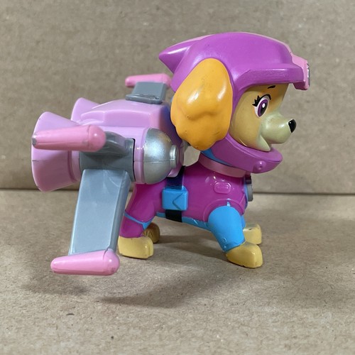 Nickelodeon Paw Patrol Sea Patrol Light Up Skye Action Figure 2.5” Tall - Picture 5 of 7