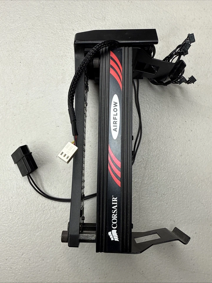 CORSAIR DOMINATOR GT 12GB 6xx 2GB DDR3 1866 Corsair Airflow Pro Fan Cooling 2gh - Image 2 of 4