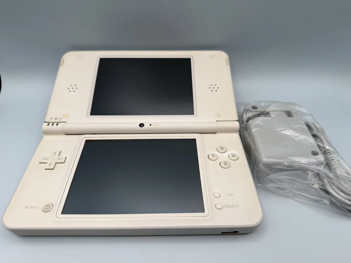 Preços baixos em Branco Nintendo DSi XL Consoles de videogame | eBay