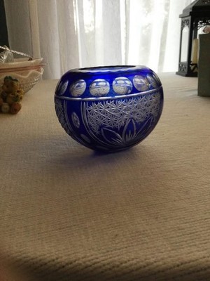BOHEMIAN BLUE CUT TO CLEAR GLASS ROSE BOWL  BRILLIANT BRIGHT BLUEAND BEAUTIFUL