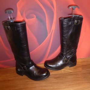 black riding style boots uk