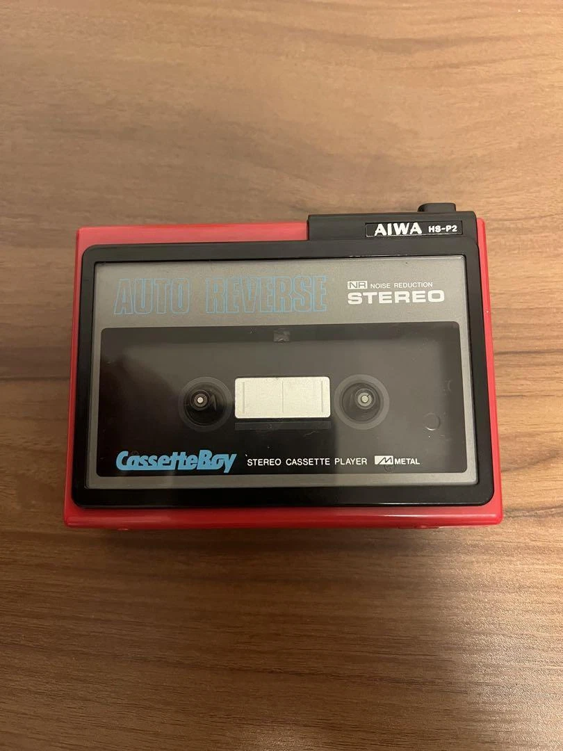 AIWA Cassette Boy Stereo Music Player Metal Red HS-P2 AUTO REVERSE Vintage Junk