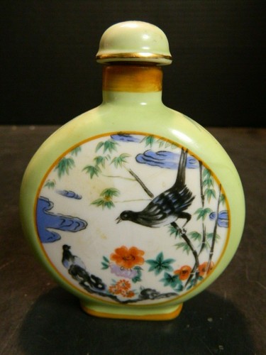 Vintage Neiman Marcus Hand Painted Oriental Perfume / Snuff Bottle Excellent - Picture 3 of 8
