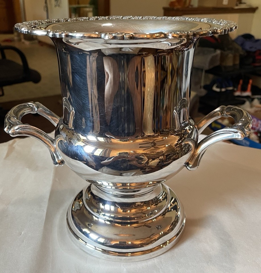 Vintage Oneida Silver Plated Victorian Wine Champagne Chiller Ice Bucket - GUC