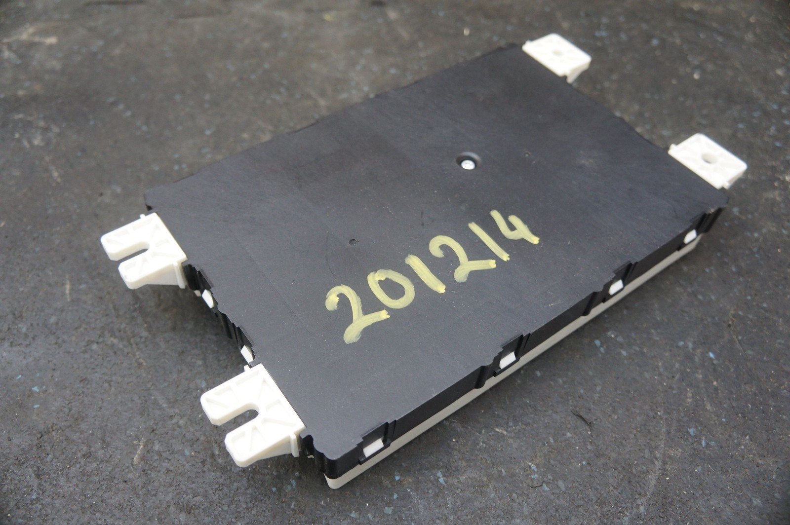 Body Computer Control Module ECU ECM BCM 670033012 OEM Maserati Ghibli 2014-16