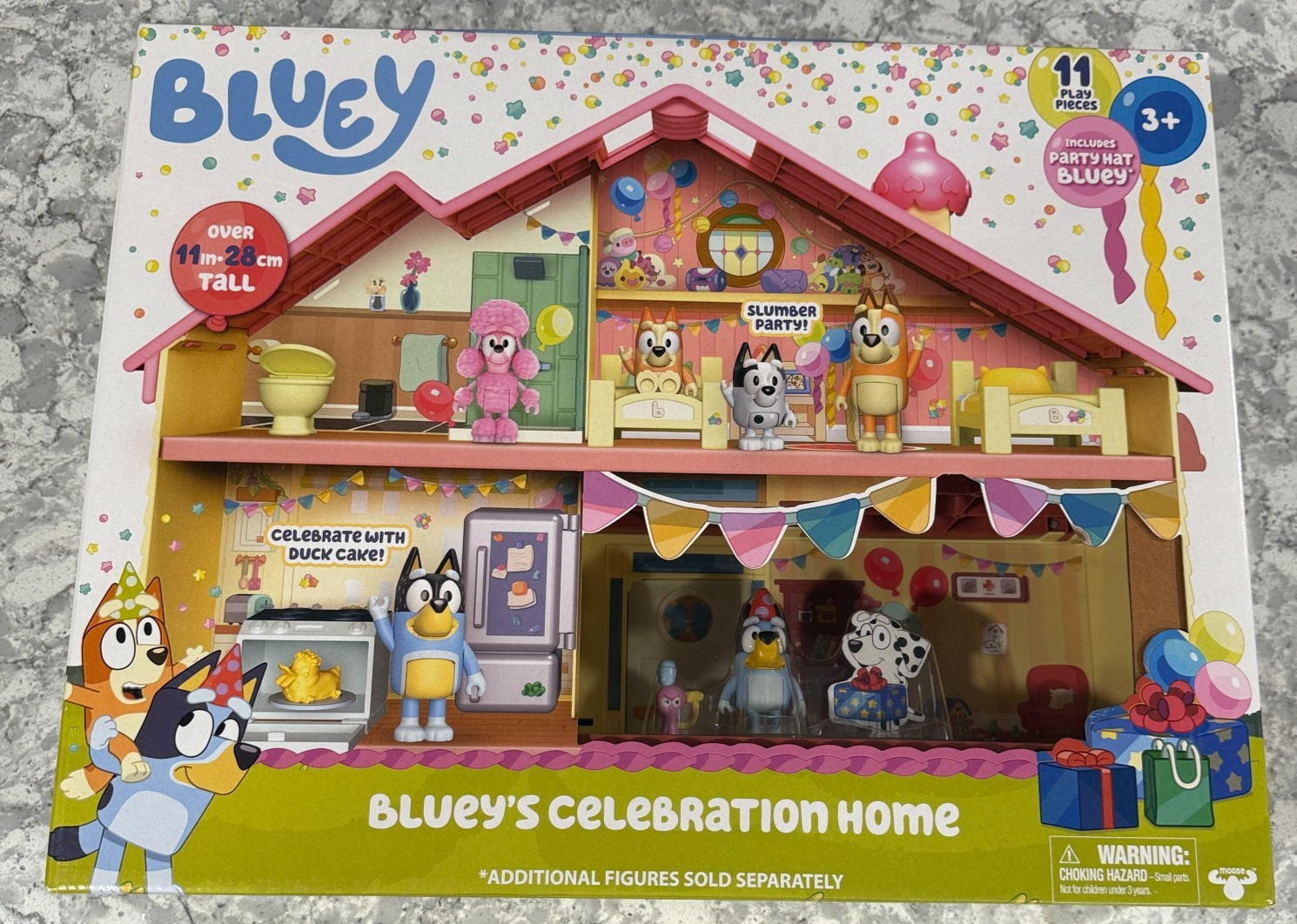 Bluey's Celebration Home Playset [11 Play Pieces & 1 Bluey Figure]