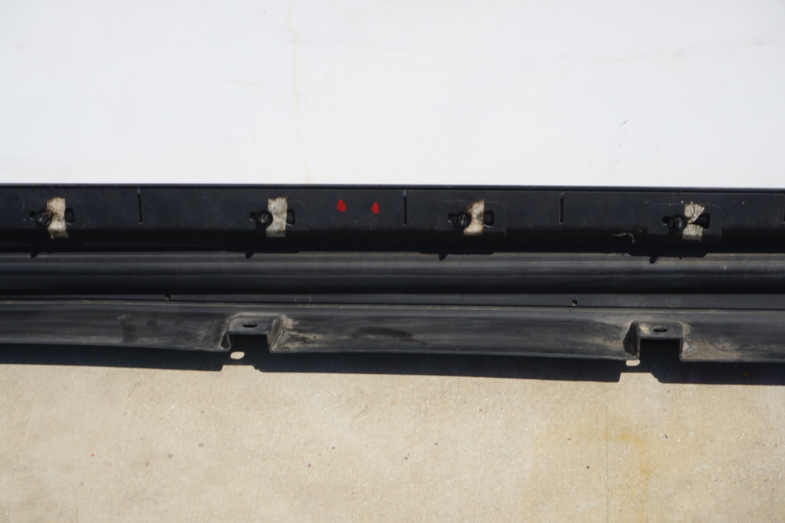 Maserati Ghibli S Q4 2014-2020 Right Rocker molding