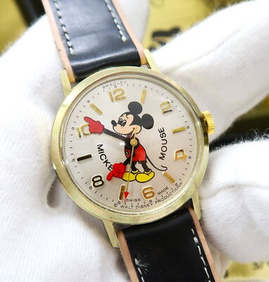 Vintage Bradley Quartz Mickey Mouse Men\'s Watch With Box Made In Hong Kong Bradley Disney Vintage Quartz Mickey Mouse Watch Hong Kong  main image 2