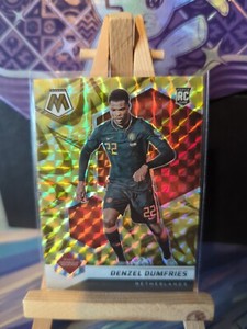 2021-22 Denzel Dumfries RC Gold Reactive SP Mosaic FIFA Road to World Cup #171