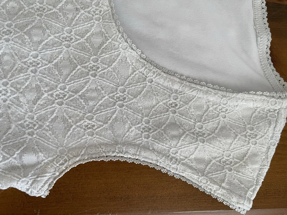 Top envolvente blanco sin mangas para mujer talla L catedral ventana patrón texturizado Foto 4 de 4