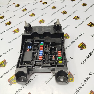 Nissan Cabstar Renault Maxity Fuse Box 284B6MB40B 284B6-MB40B 284B6MB40