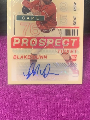 2024 PANINI PROSPECT EDITION BLAKE DUNN #62 RC TICKET GOLD VINYL AUTO SP# 1/1 - Picture 4 of 6