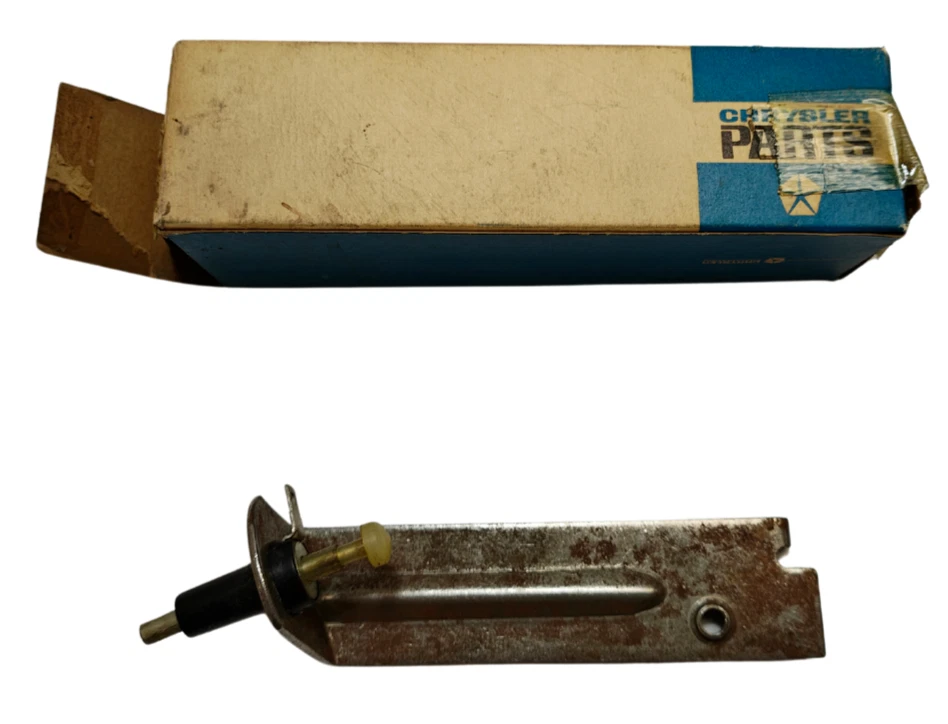 1965-1966 Dodge Chrysler Plymouth Manual Brake Light Lamp Switch 2496160 NOS - Image 2 of 4