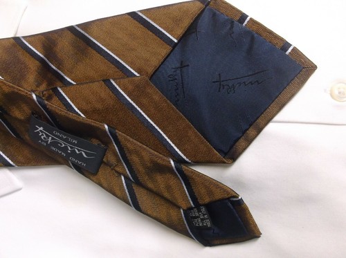 MENS NICKY MILANO TIE 100% SILK HAND MADE IN ITALY 4"W/ 60"L Made in Italy - Picture 2 of 5