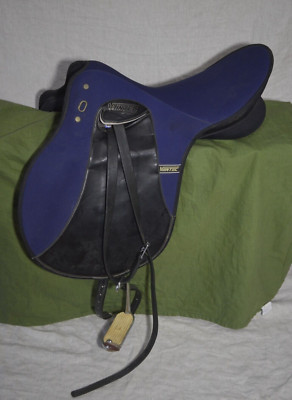 18 Blue and Black Wintec Sport  English Saddle Webbers  & Irons READ!!