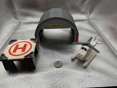 Thomas and Friends HAROLD THE HELICOPTER Hanger Set **Hard To Find***
