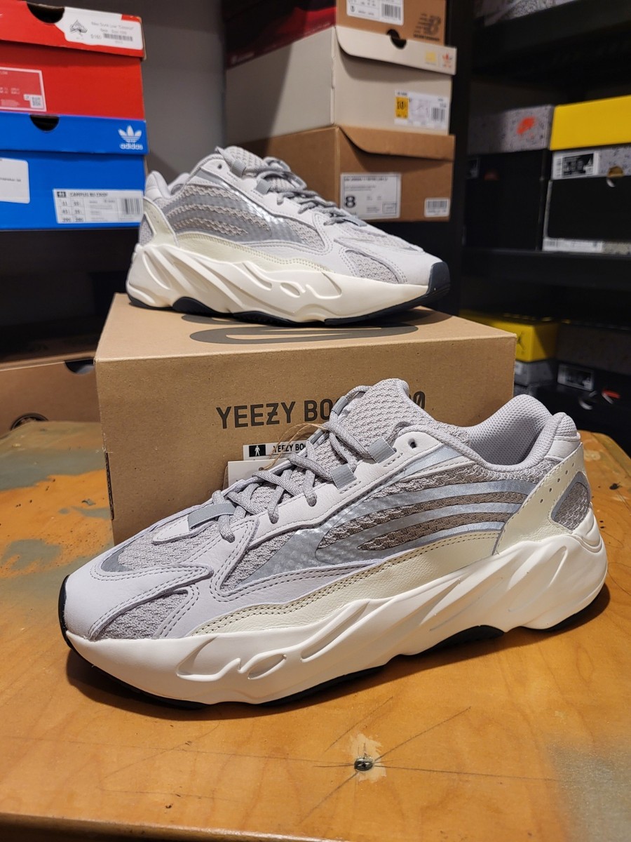 Size 10.5 - adidas Yeezy Boost 700 V2 Low Static 192618012497| eBay