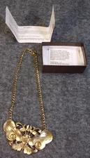 VINTAGE ALVA MUSEUM REPLICAS SMITHSONIAN INSTITUTION BUTTERFLY MOTH NECKLACE