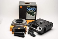 Kodak Carousel 4600 35mm slide projector, zoom lens, 140 tray, remote, bulb, Tes