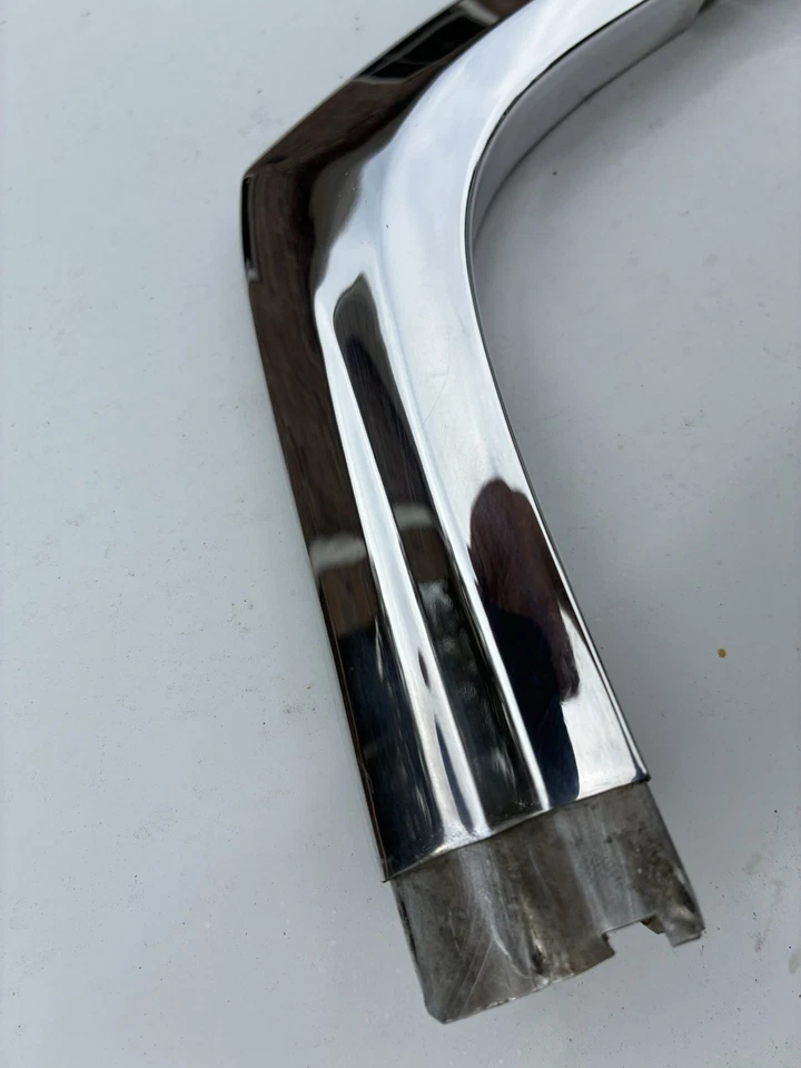 1973-79 Ford Ranchero Upper Bed Cab Corner Trim - Image 3 of 4