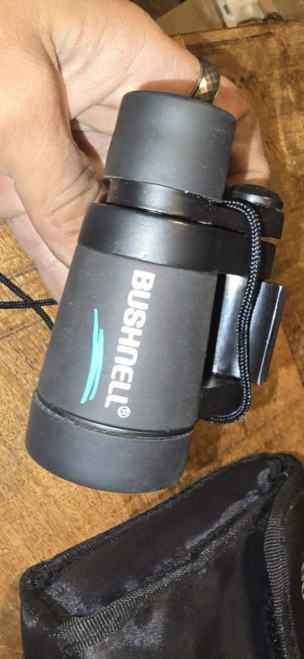 Vintage Bushnell 4x30 Powerview Insta Focus Binoculars & Accessories  - Image 4 of 4