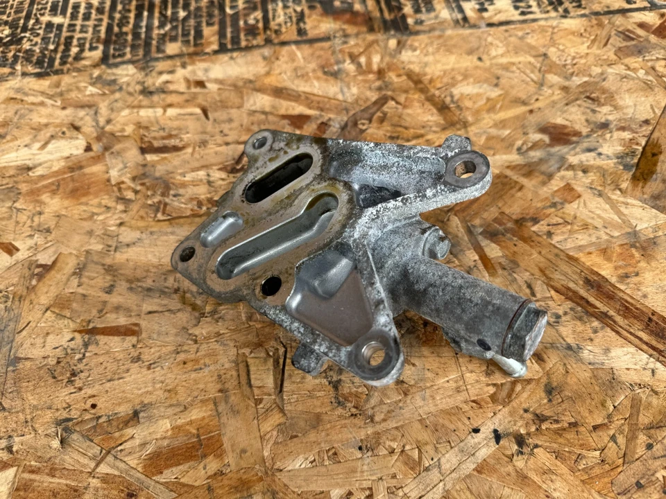 INFINITI Q50 Q60 2016-2023 OEM ENGINE MOTOR OIL HOUSING ASSEMBLY 3.0T V6 - Image 4 of 4